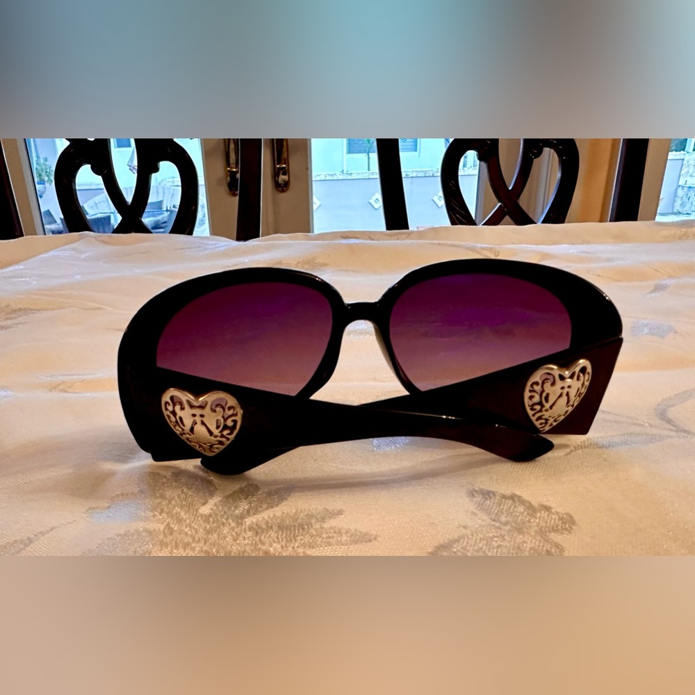 ITALY DESIGN, #ML2125 C2 59018-117-Heart Crest Black Sunglasses Dark Purple Lens - Picture 9 of 10